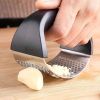 1pc, Stainless Steel Garlic Press, Manual Garlic Mashing Artifact